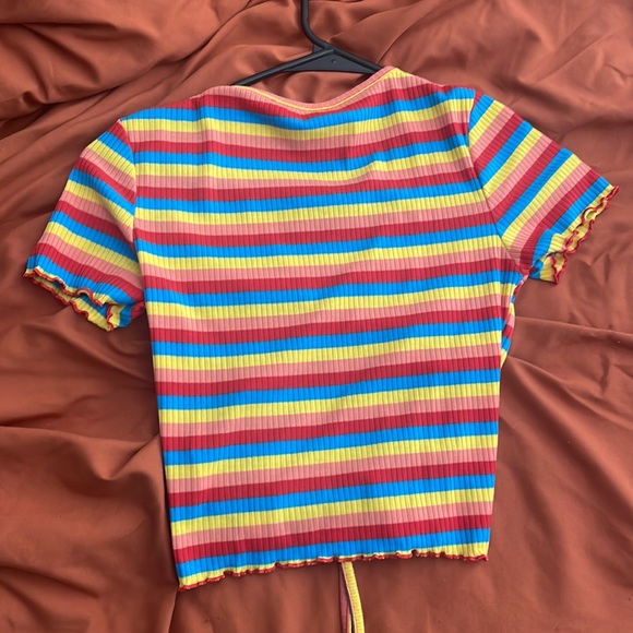 Colorful Adjustable Low Cut Crop Top - Picture 3 of 3